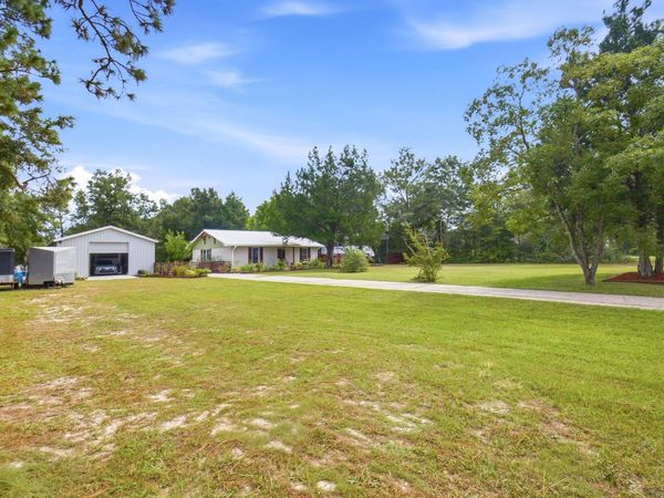 78 Florence Drive, DeFuniak Springs, FL 32433