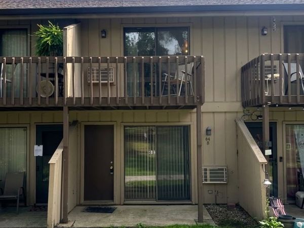 64 Aspen Colony, Unit 8, Fox Lake, IL 60020