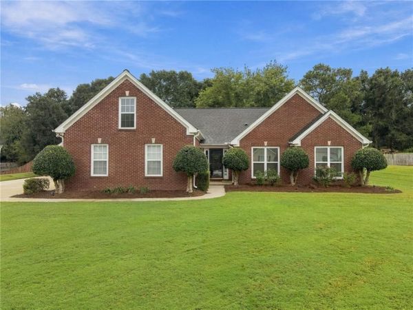 3715 Wynter Frost Walk , Bethlehem, GA 30620