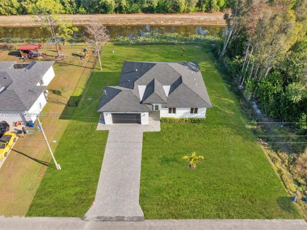 337 Jourferie Rd , Lehigh Acres, FL 33974