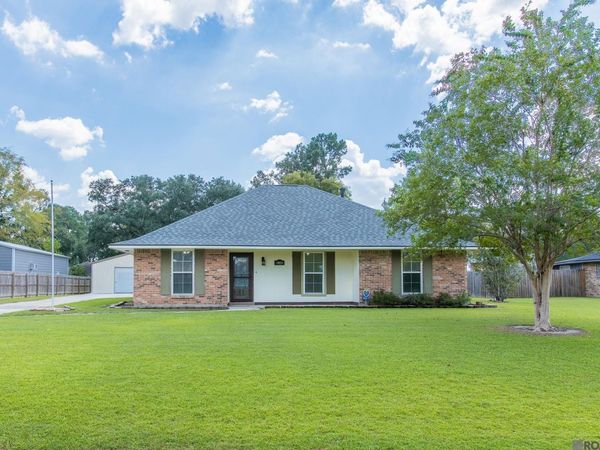 40119 Todd Dr, Prairieville, LA 70769