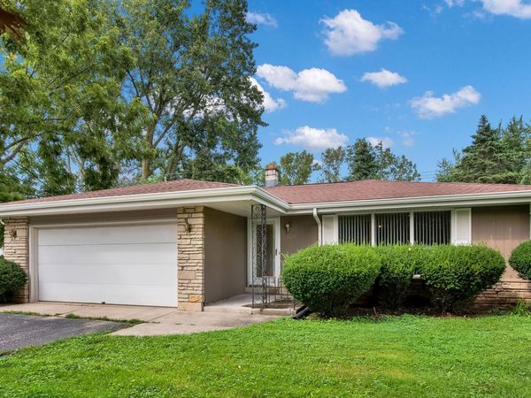 4722 St Regis Dr, Mount Pleasant, WI 53403