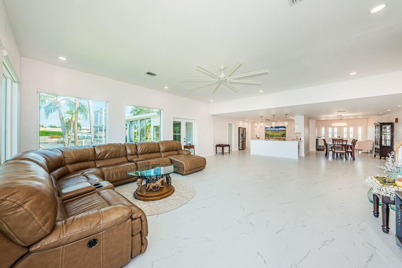 4280 13th Lane Ne, Saint Petersburg, FL 33703 Photo