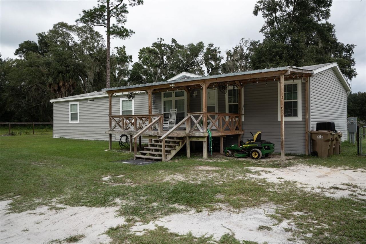 40090 County Rd 439, Umatilla, FL 32784 Photo
