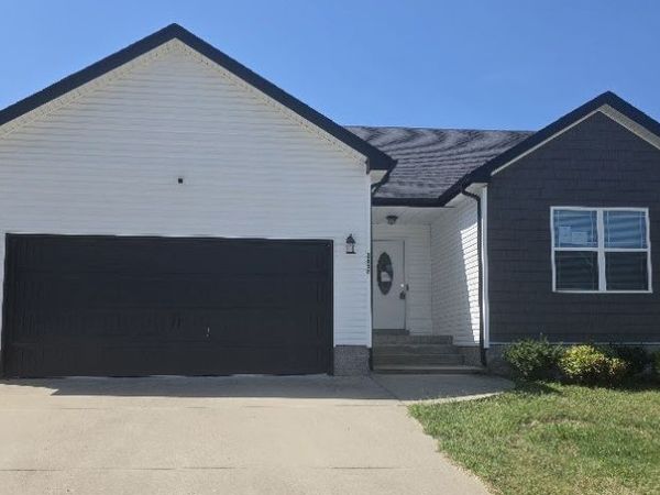 2837 Russet Ridge Dr , Clarksville, TN 37040