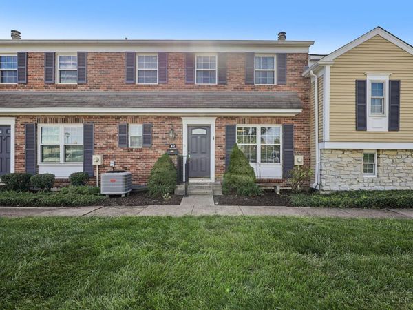 42 Applewood Drive, Fairfield, OH 45014