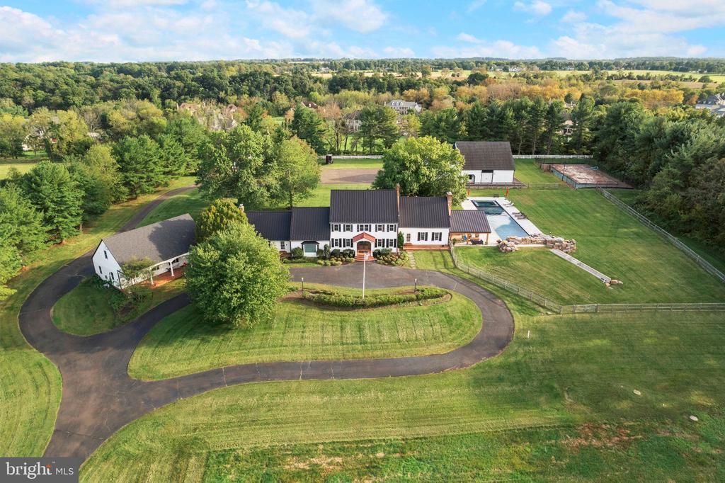 360 WOODHILL ROAD, NEWTOWN, PA 18940
