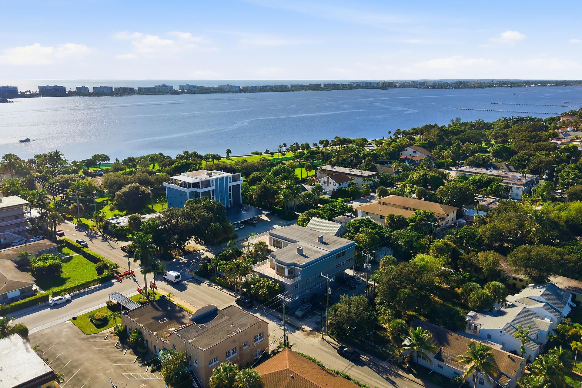 201 S Lakeside Drive, Unit 2, Lake Worth Beach, FL 33460 Photo