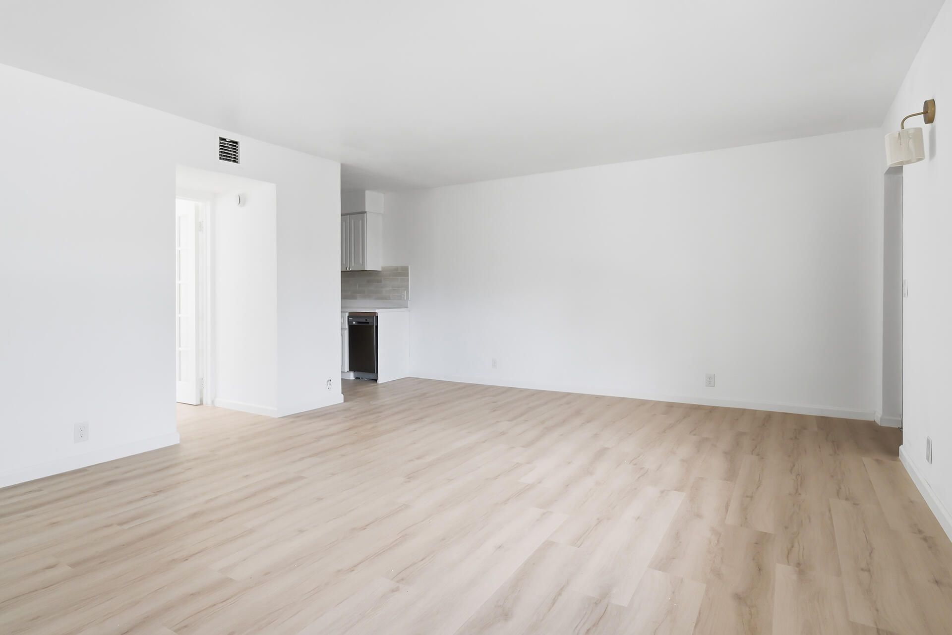 201 S Lakeside Drive, Unit 2, Lake Worth Beach, FL 33460 Photo