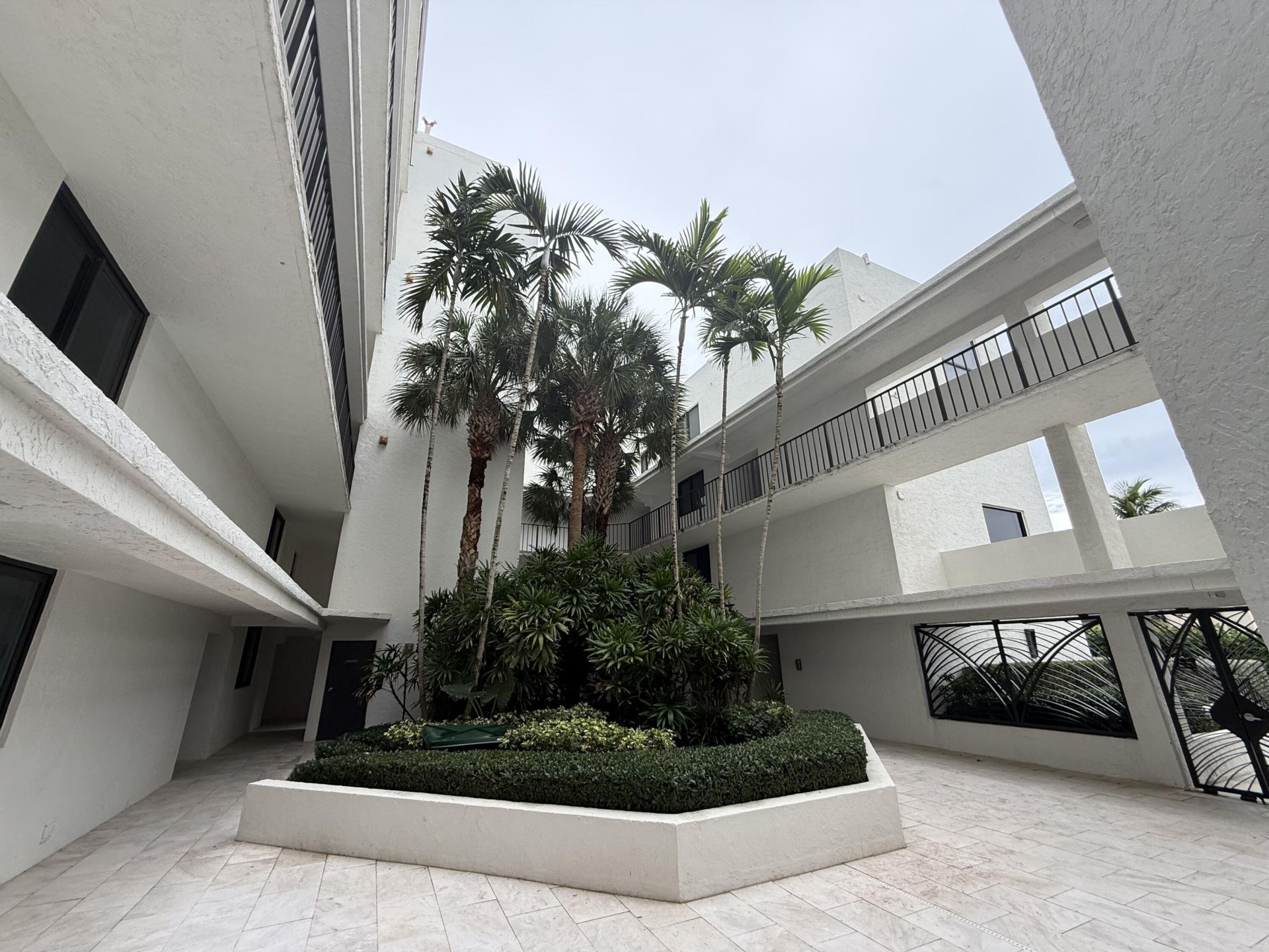 2575 S Ocean Boulevard, Unit 204S, Highland Beach, FL 33487 Photo