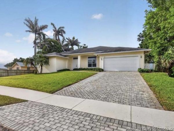 814 SW 29TH Street, Palm City, FL 34990