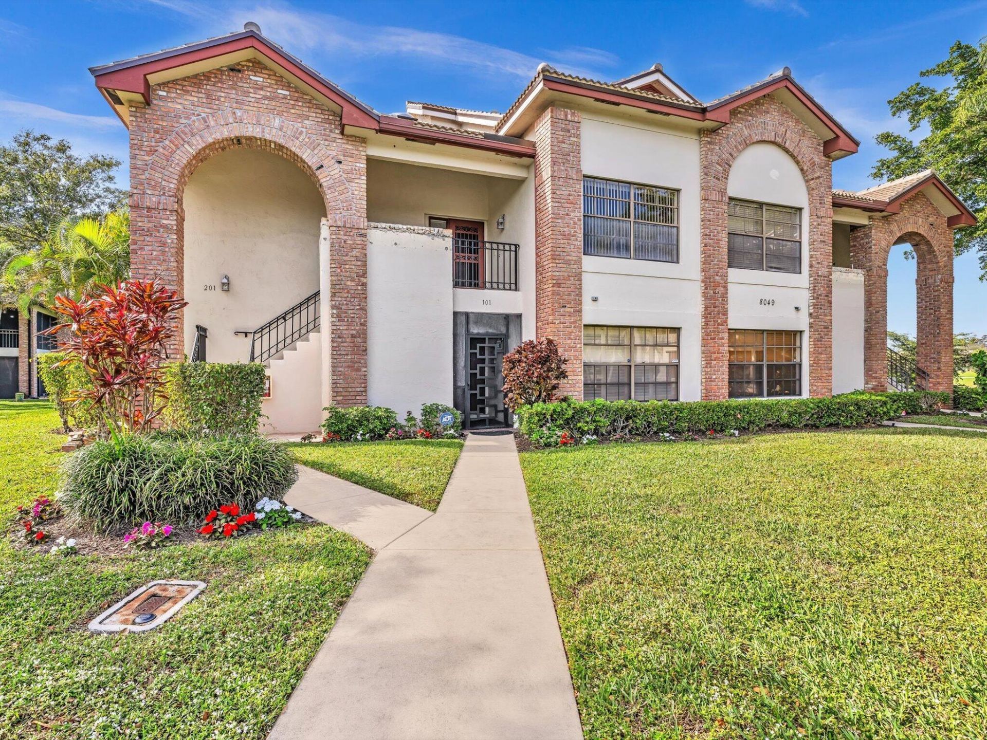 8049 Aberdeen Drive, Unit 201, Boynton Beach, FL 33472 Photo