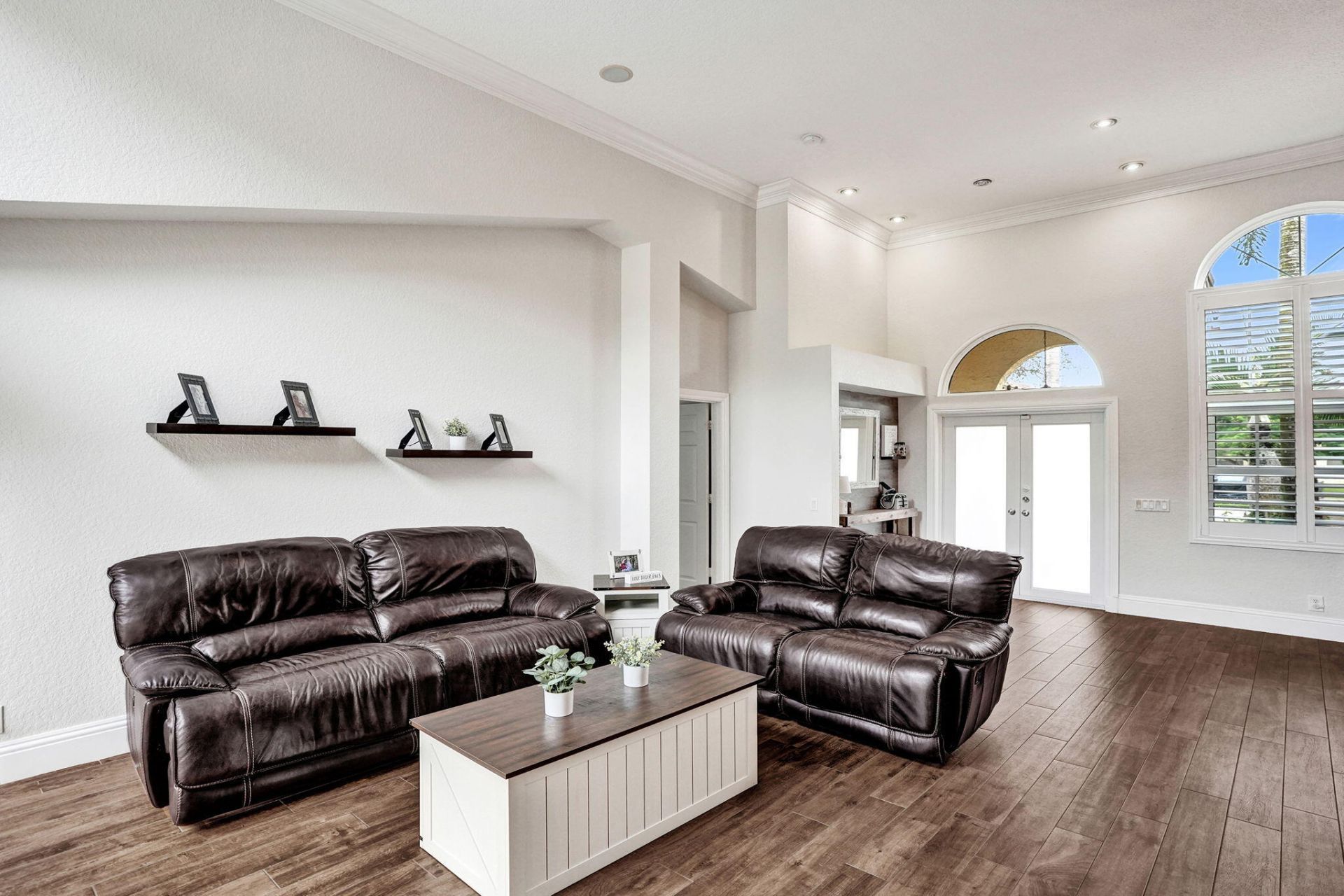 9645 E Tree Tops Court, Davie, FL 33328 Photo