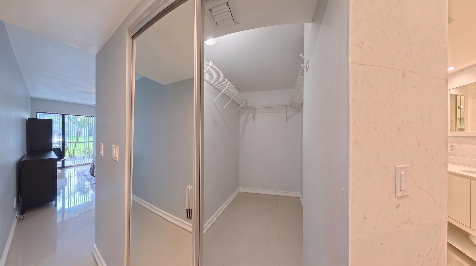 5650 Camino Del Sol, Unit 101, Boca Raton, FL 33433 Photo