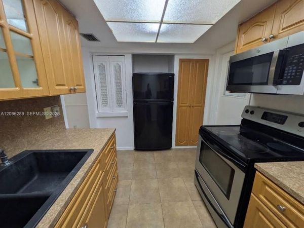 1326 SW 75th Ave , North Lauderdale, FL 33068
