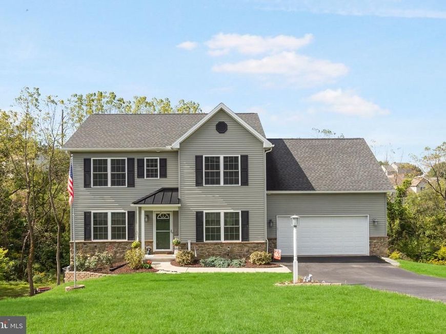 385 Barclay Drive, Red Lion, PA 17356 Main Photo