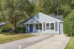 1083 Oakcrest Drive photo 4