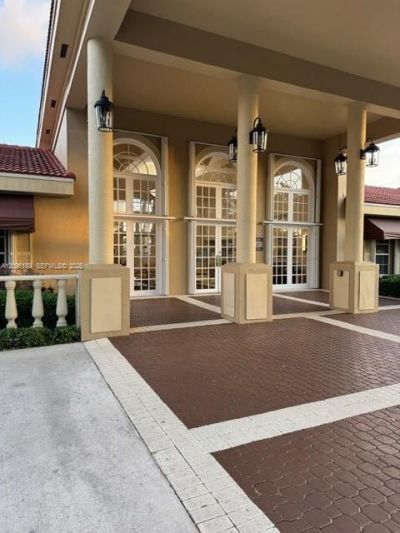 610 SE 22nd Ln , Homestead, FL 33033 Photo