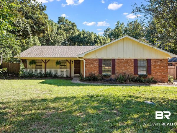 130 Brentwood Drive, Daphne, AL 36526