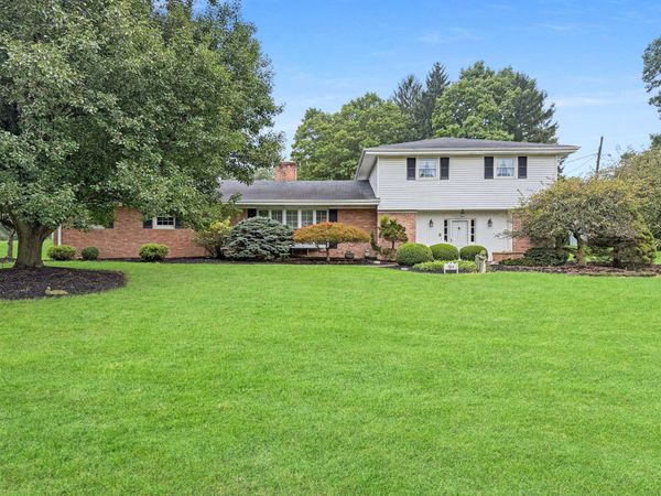 964 Bon Air Drive , Urbana, OH 43078