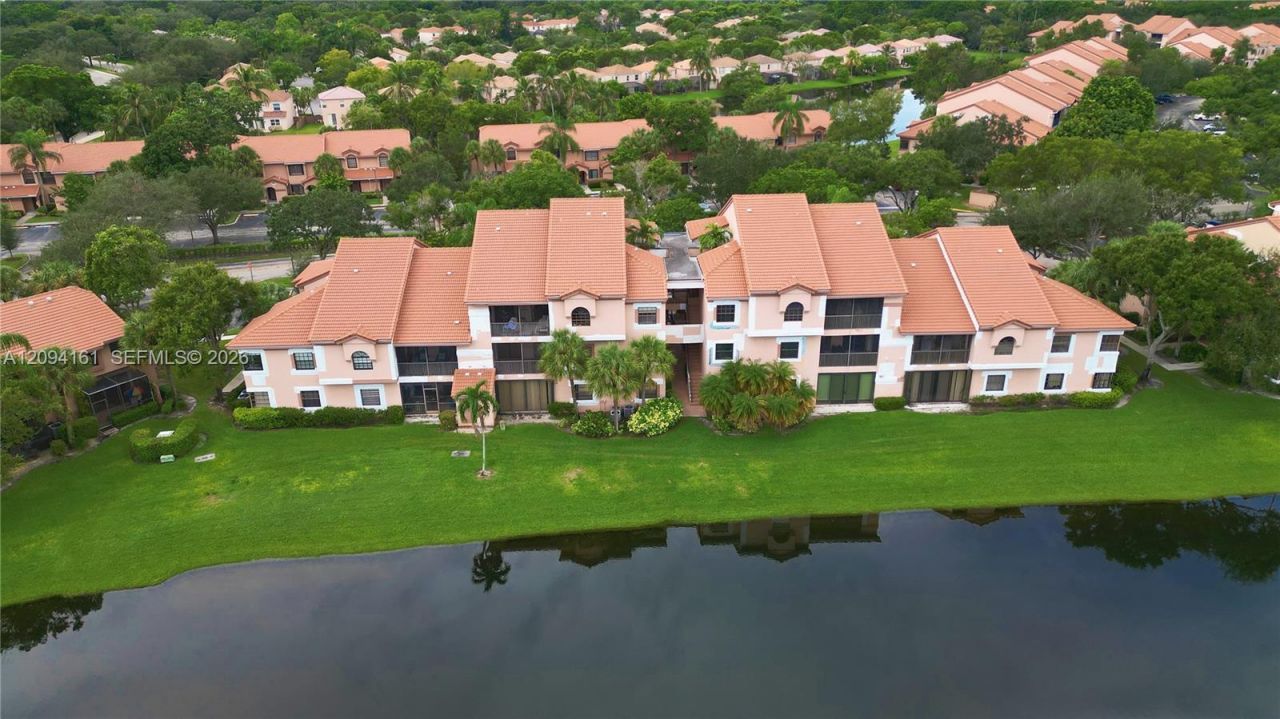 10631 NW 14th St , Unit 222, Plantation, FL 33322 Photo