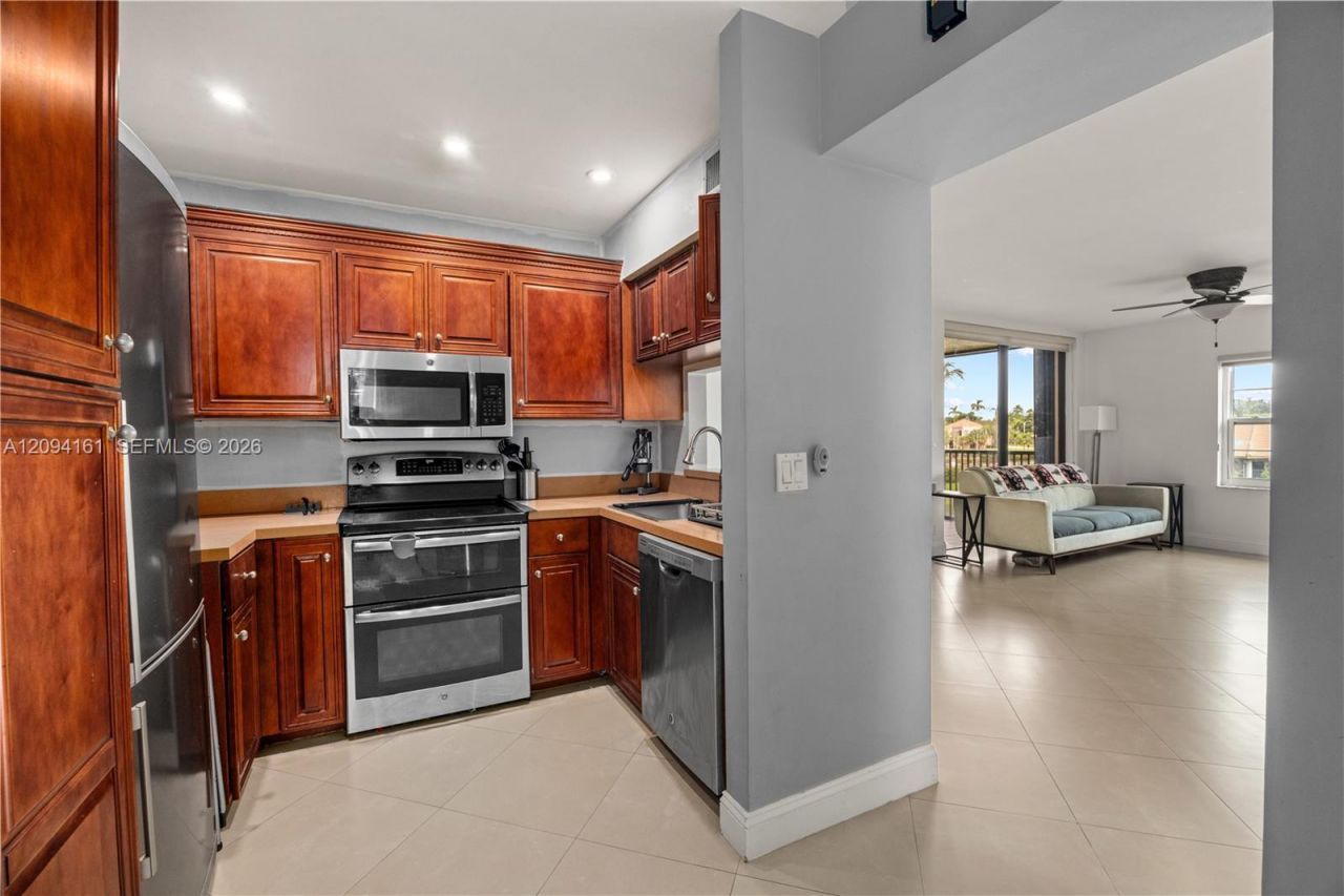 10631 NW 14th St , Unit 222, Plantation, FL 33322 Photo