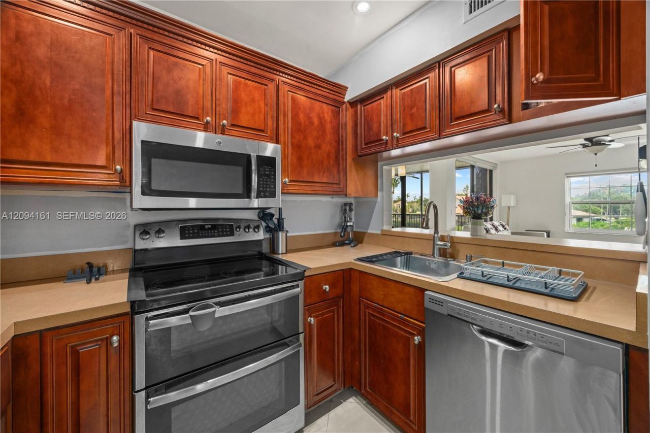 10631 NW 14th St , Unit 222, Plantation, FL 33322 Photo