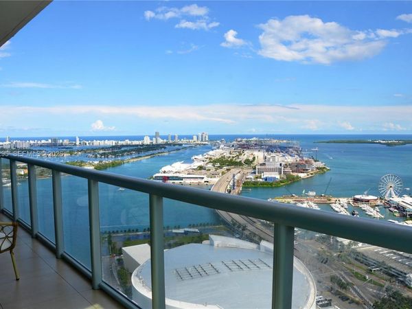 888 Biscayne Blvd, Unit 4701, Miami, FL 33132