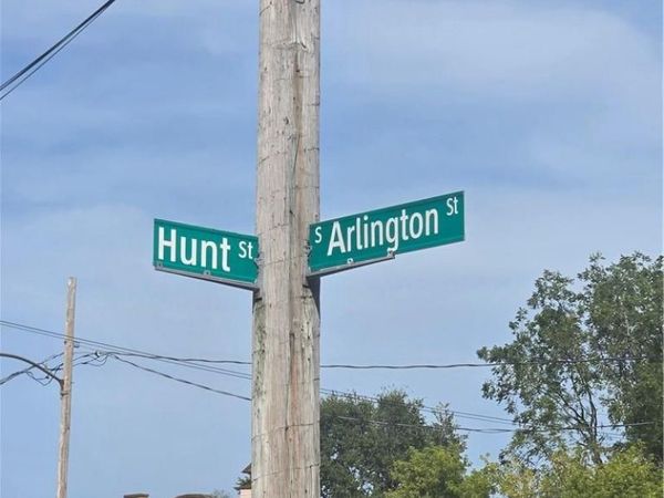 969 Hunt St, Akron, OH 44306