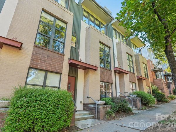 664 Garden District Drive , Charlotte, NC 28202