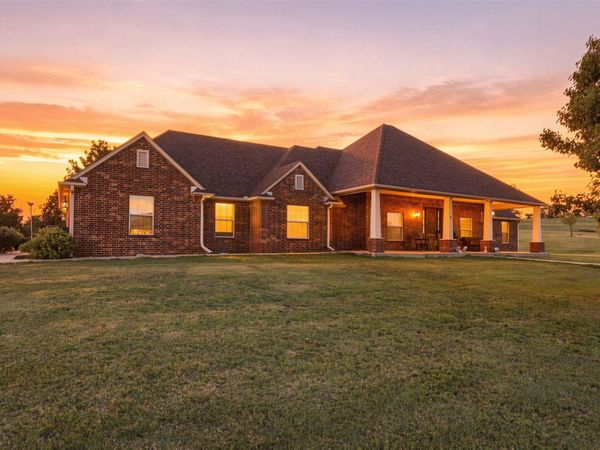 94 County Road 4004, Pawhuska, OK 74056