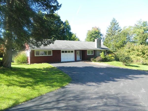 107 Orchard Lane , Hopewell Junction, NY 12533
