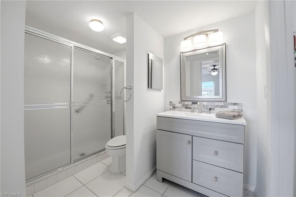 1057 Forest Lakes Dr, Unit 307, Naples, FL 34105 Photo
