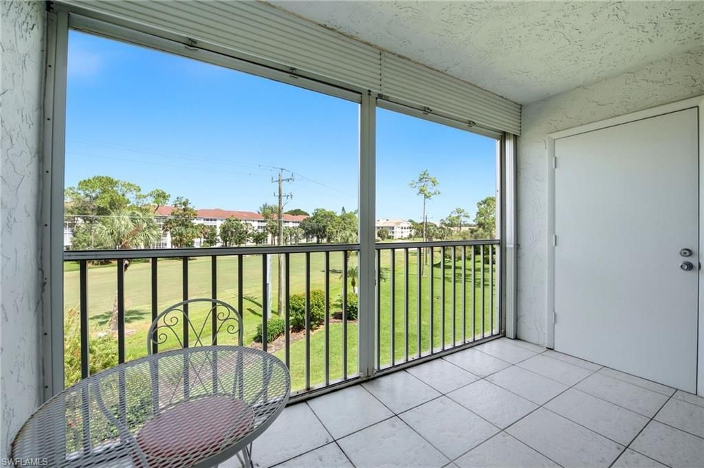 1057 Forest Lakes Dr, Unit 307, Naples, FL 34105 Photo