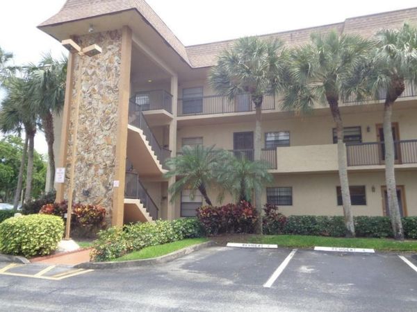 6090 N Sabal Palm Boulevard, Unit 304, Tamarac, FL 33319