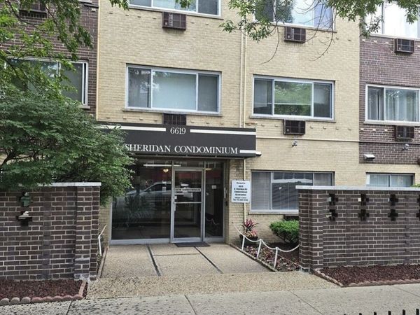 6619 N Sheridan Road N, Unit 302, Chicago, IL 60626