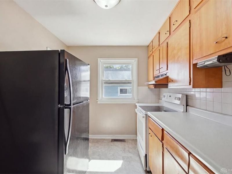 308 Birch Road, Springfield, OH 45503 Photo 11