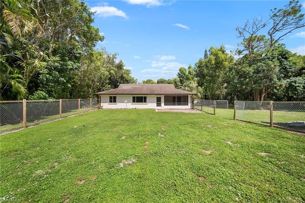 5750 Westport Ln , Naples, FL 34116 Photo