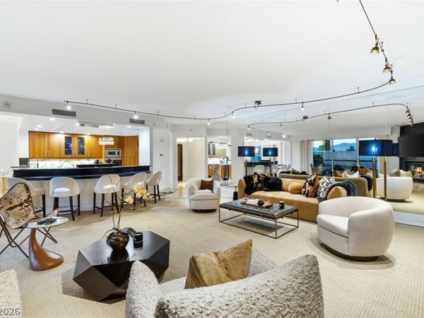 2857 Paradise Road, Unit 602, Las Vegas, NV 89109