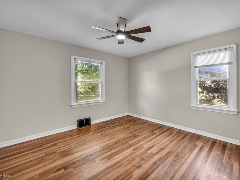 60 Greencroft Road, Bedford, OH 44146 Photo 16