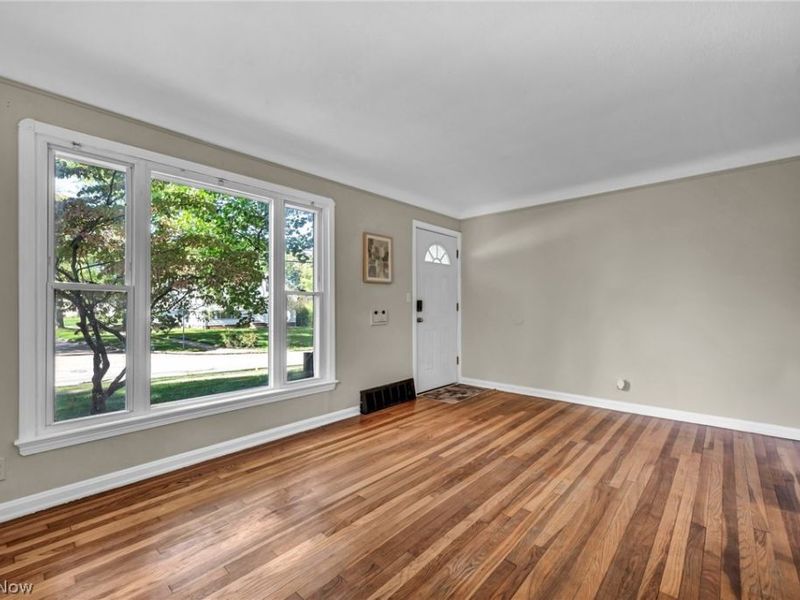 60 Greencroft Road, Bedford, OH 44146 Photo 9