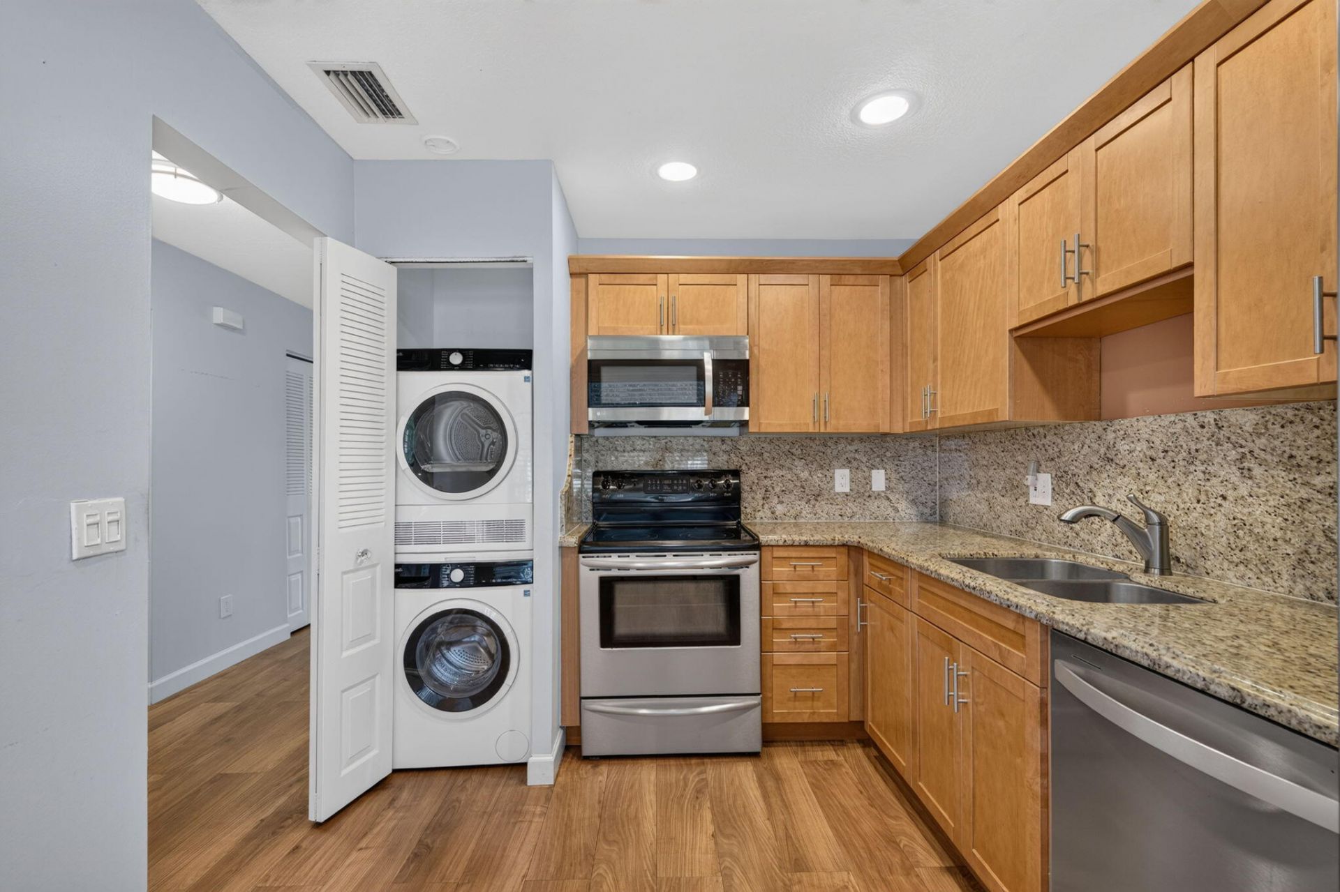 21501 Juego Circle, Unit 29F, Boca Raton, FL 33433 Photo