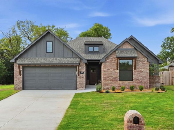 30 32nd Street , Sand Springs, OK 74063