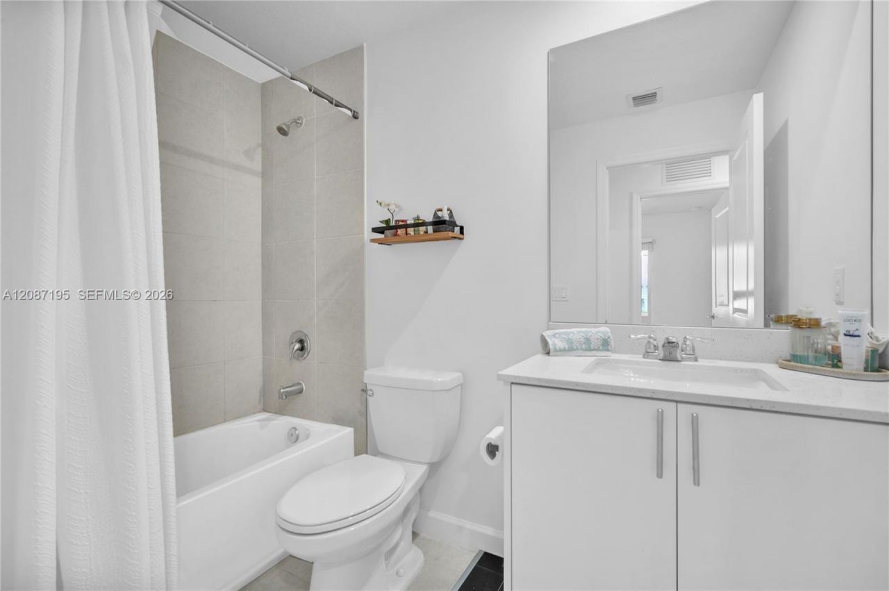 5075 SW 37th St , Pembroke Park, FL 33023 Photo