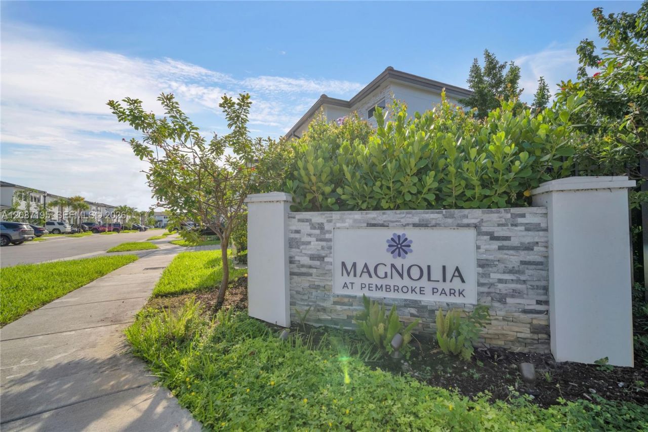 5075 SW 37th St , Pembroke Park, FL 33023 Photo
