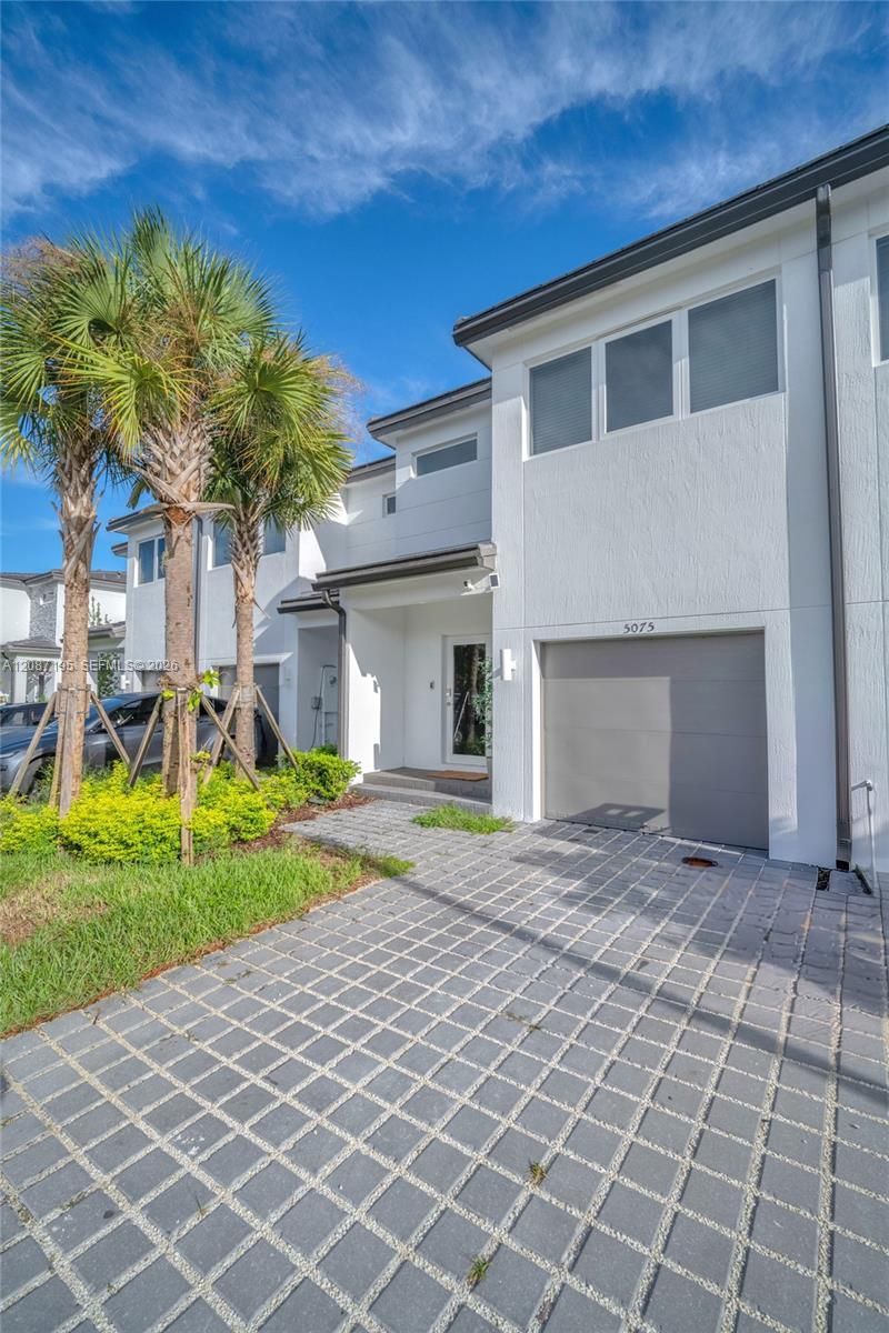 5075 SW 37th St , Pembroke Park, FL 33023 Photo