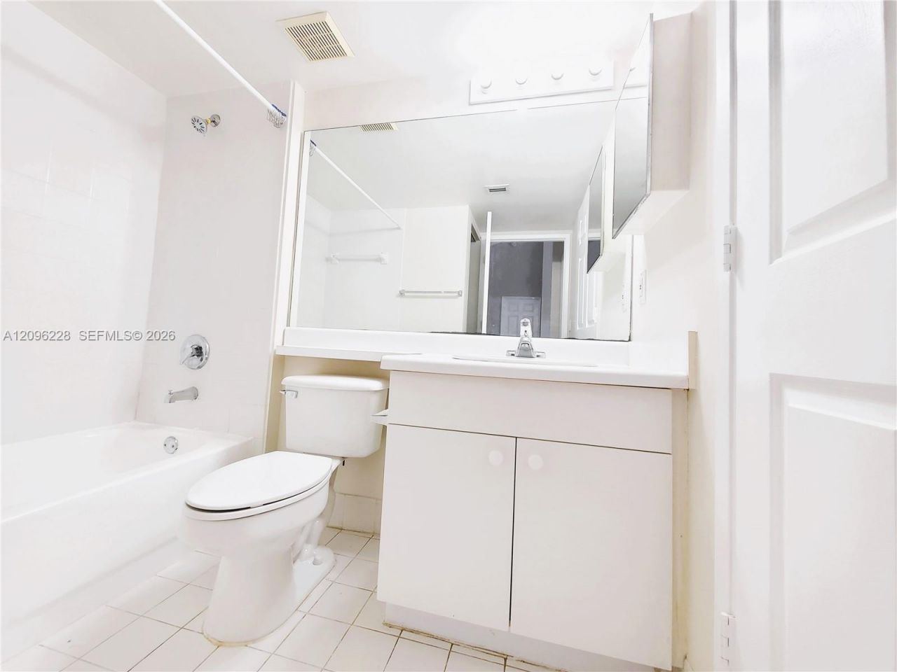 2600 S University Dr, Unit 321, Davie, FL 33328 Photo