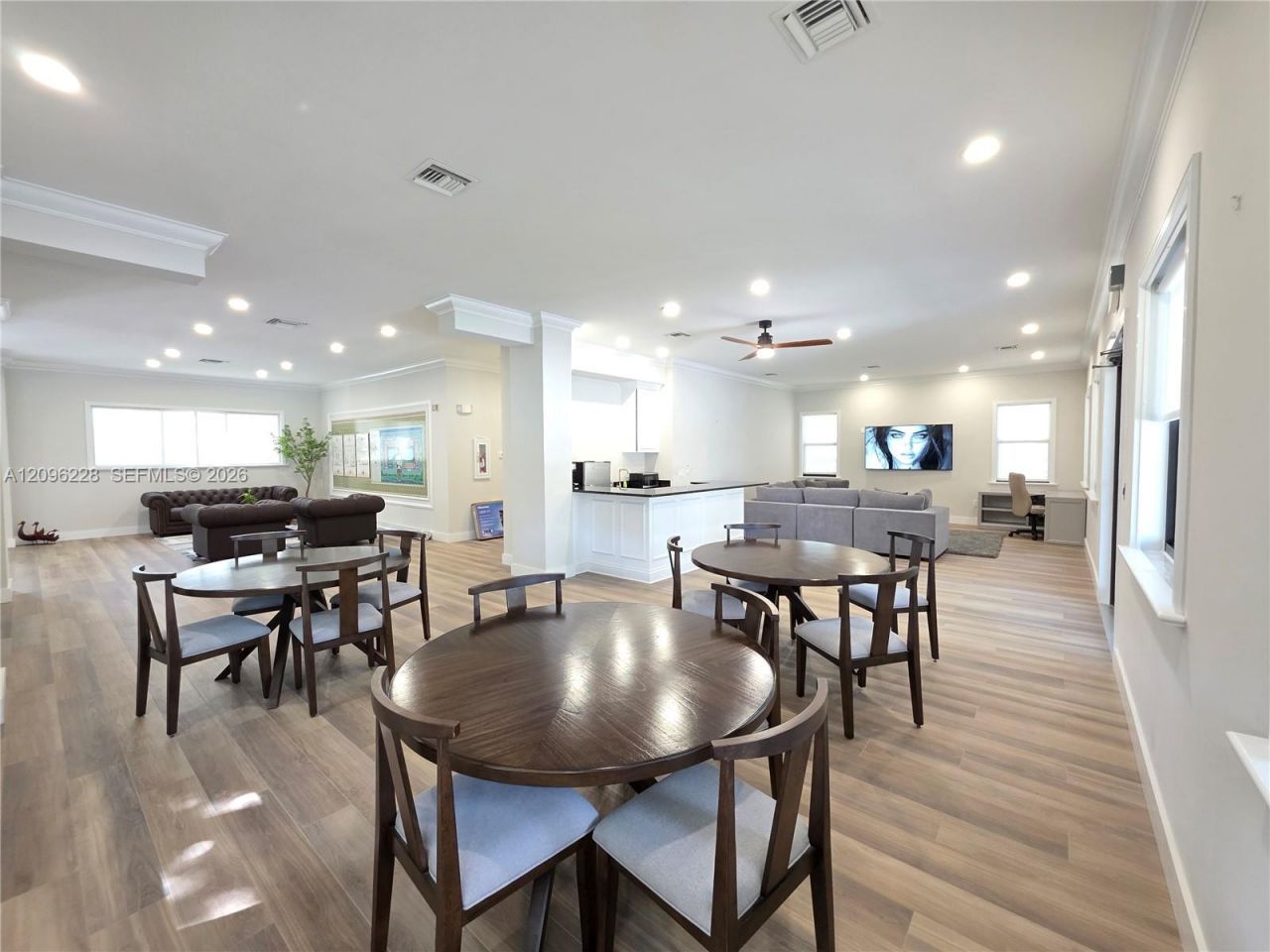 2600 S University Dr, Unit 321, Davie, FL 33328 Photo