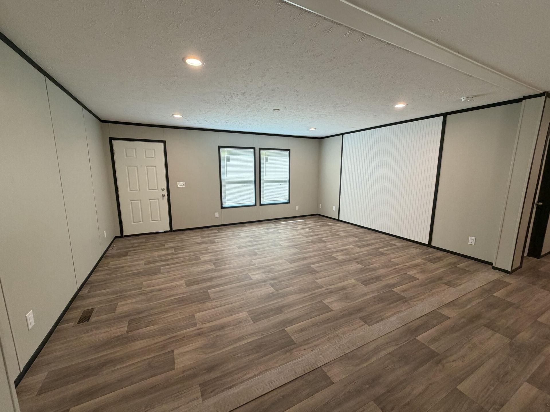 183 Barons Road Photo 14
