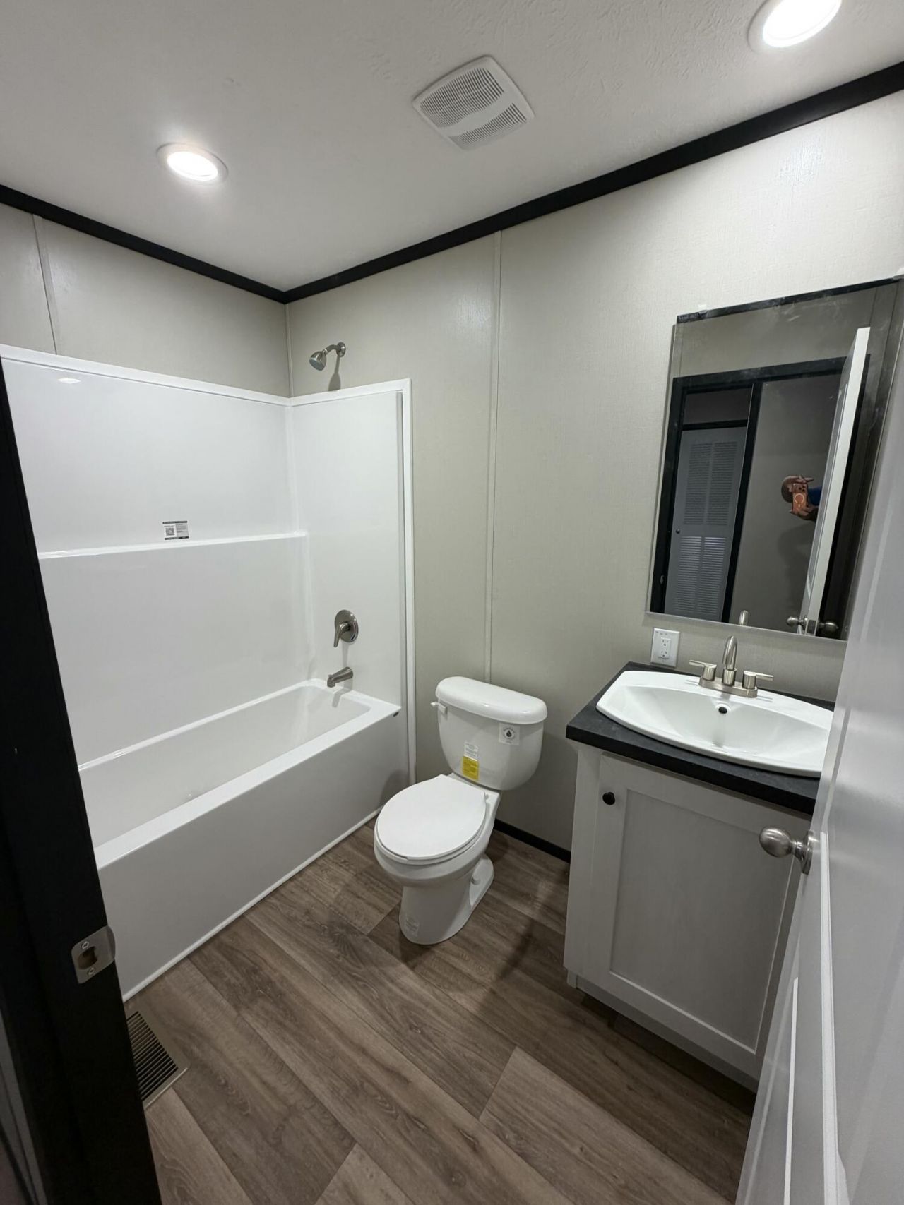 183 Barons Road Photo 25